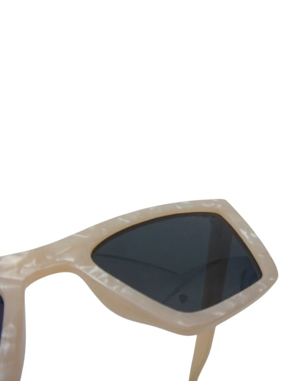 I-SEA Rosey Cat-Eye Polarized Sunglasses - Pearlized Cream Resin w/ Smoke Lenses